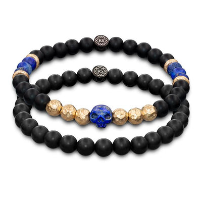 Halbedelstein-Schmuck: Ein kunstvolles Onyx Armband mit Gold und handgeschnitzem Lapislazuli
