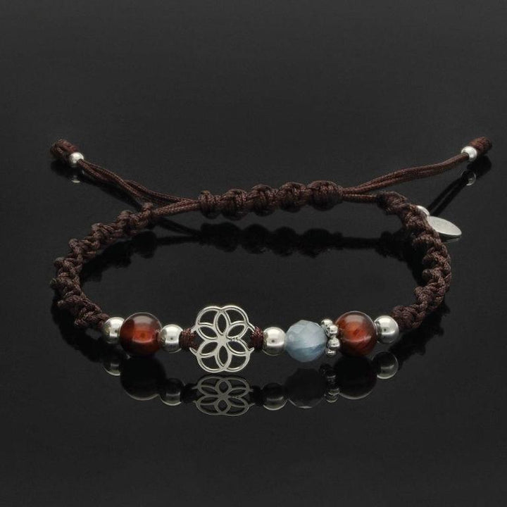 Makramee Armband in Chocolate-Brown mit Blume aus 925 Silber, rotem Tigerauge &amp; silberblauem Kyanit