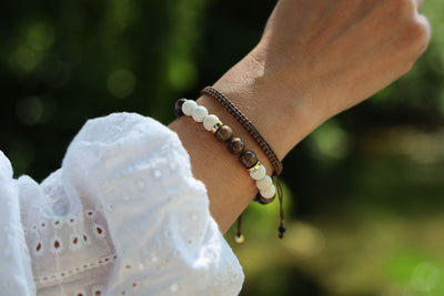 Makramee-Armband mit Onyx & Perlseide-Knoten in 4mm
