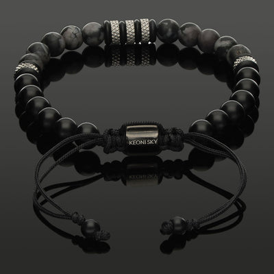 Makramee-Armband aus Indigo Gabbro, Onyx & Diamond-Cut Rondellen aus Edelstahl