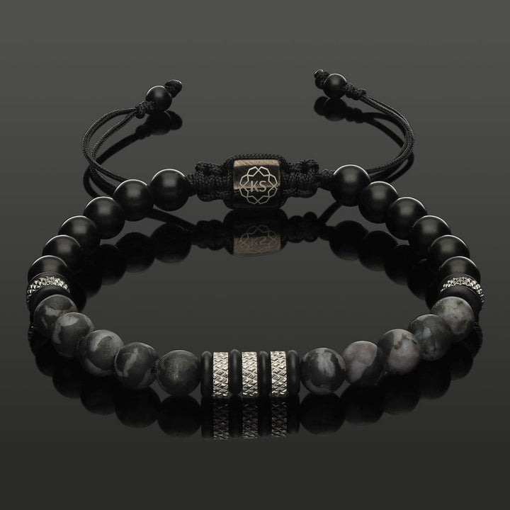 Makramee-Armband aus Indigo Gabbro, Onyx &amp; Diamond-Cut Rondellen aus Edelstahl