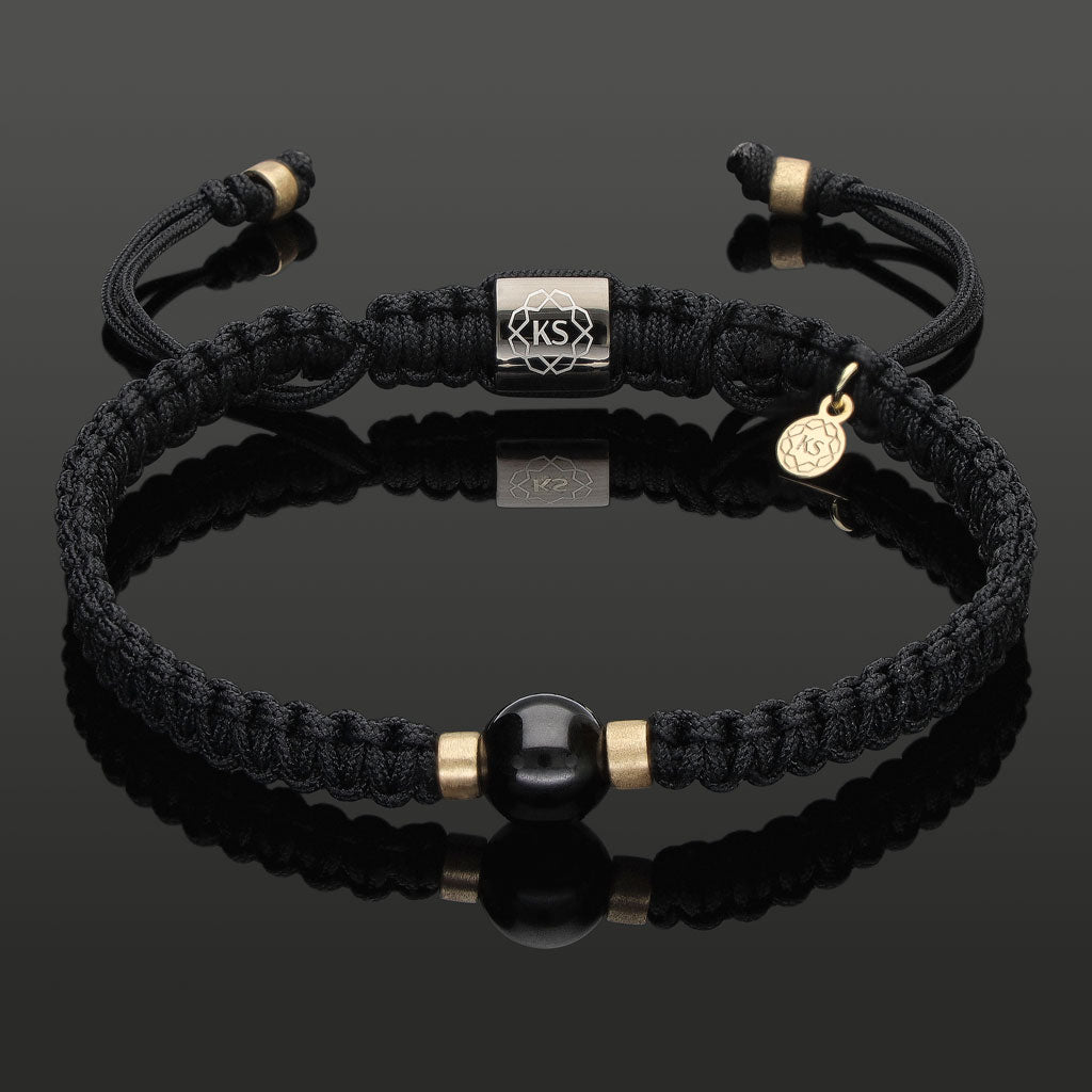 SkyLight Makramee-Armband mit schwarzem Saphir in 8mm, 585 Gelbgold & Perlseide-Knoten in 6mm