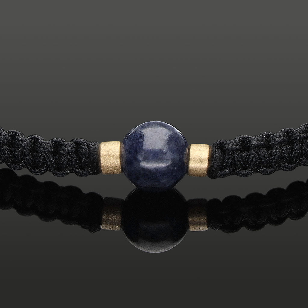 SkyLight Makramee-Armband mit blauem Myanmar Saphir in 8mm, 585 Gelbgold &amp; Perlseide-Knoten in 6mm