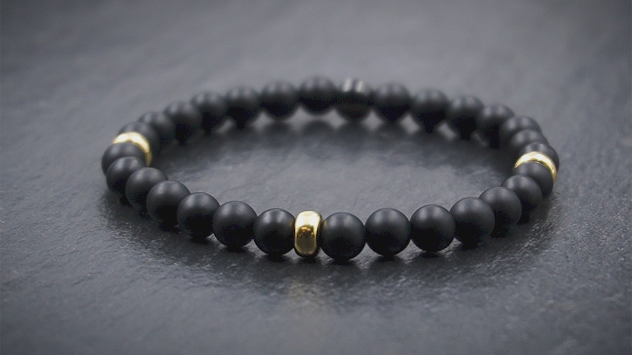 Herren Perlenarmband aus Onyx & 24 Karat vergoldetem 925 Silber in 6mm